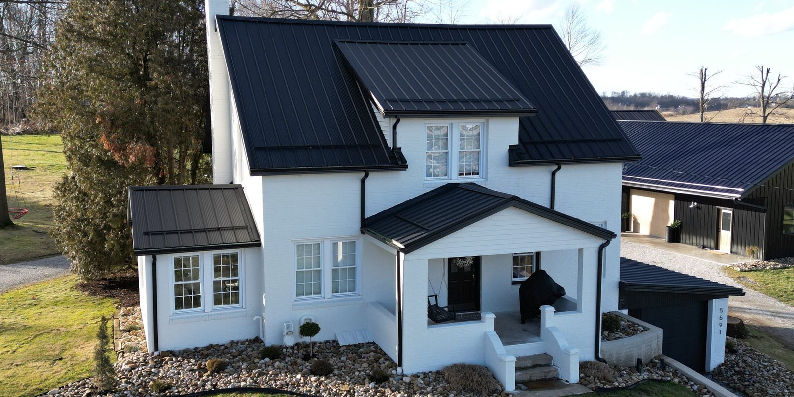 Are Metal Roofs Noisy When It Rains?