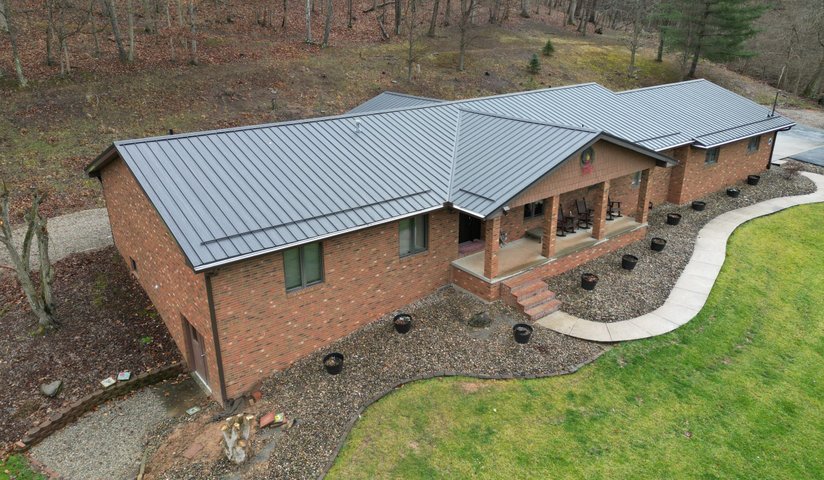 How to Choose the Best Color For Your New Metal Roof