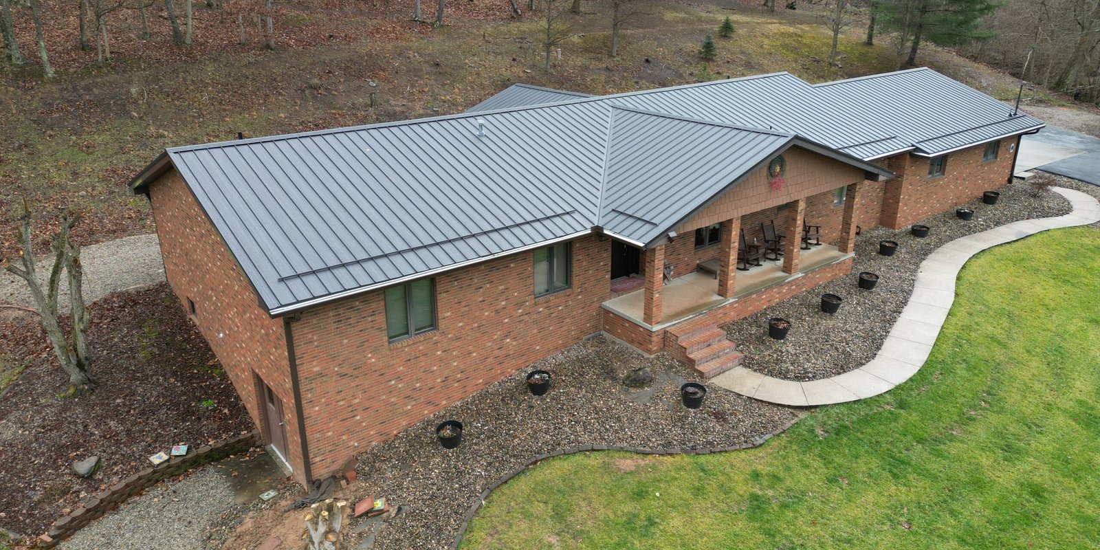 How to Choose the Best Color For Your New Metal Roof