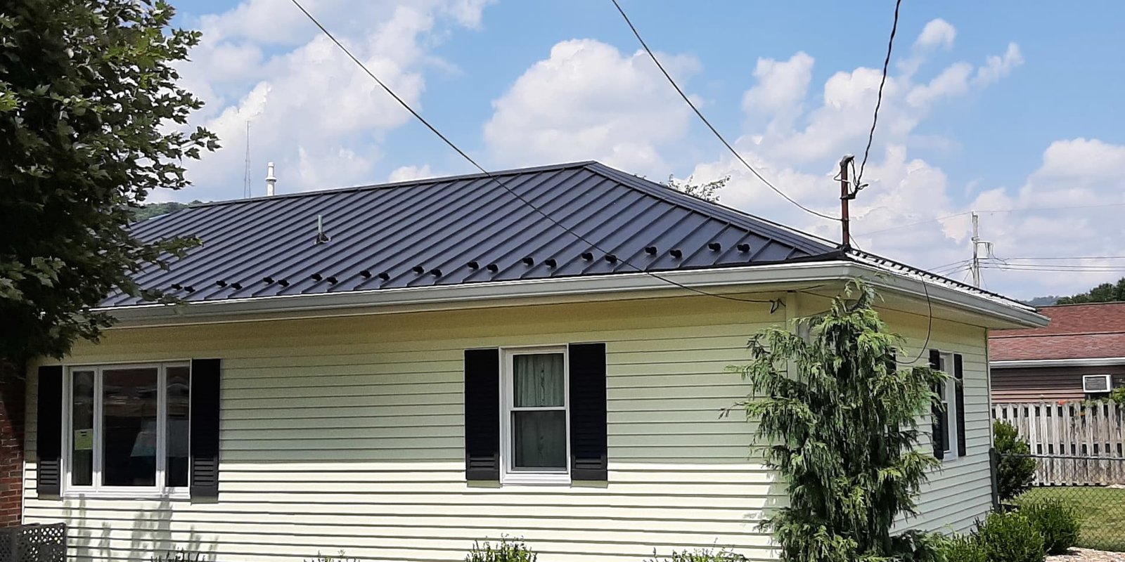 metal roofing gives your roof more endurance