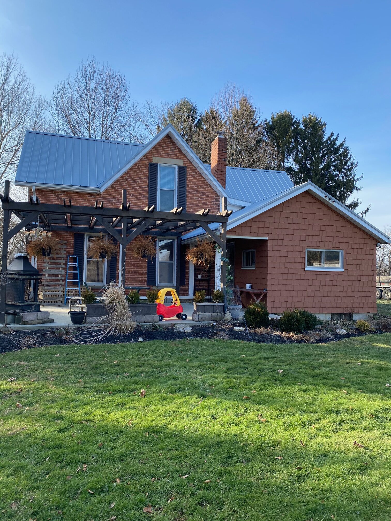 A New metal Roof Provided By Platinum Home Exteriors In Cadiz Township, Ohio