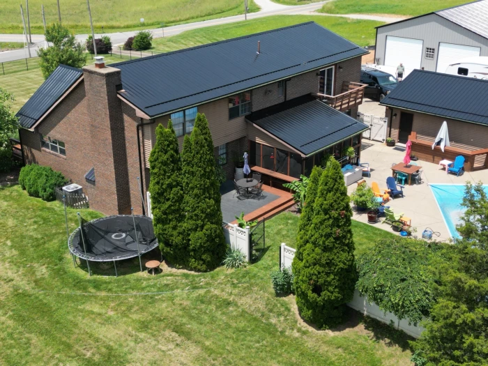 New Metal Roof On Home By Amish Crew